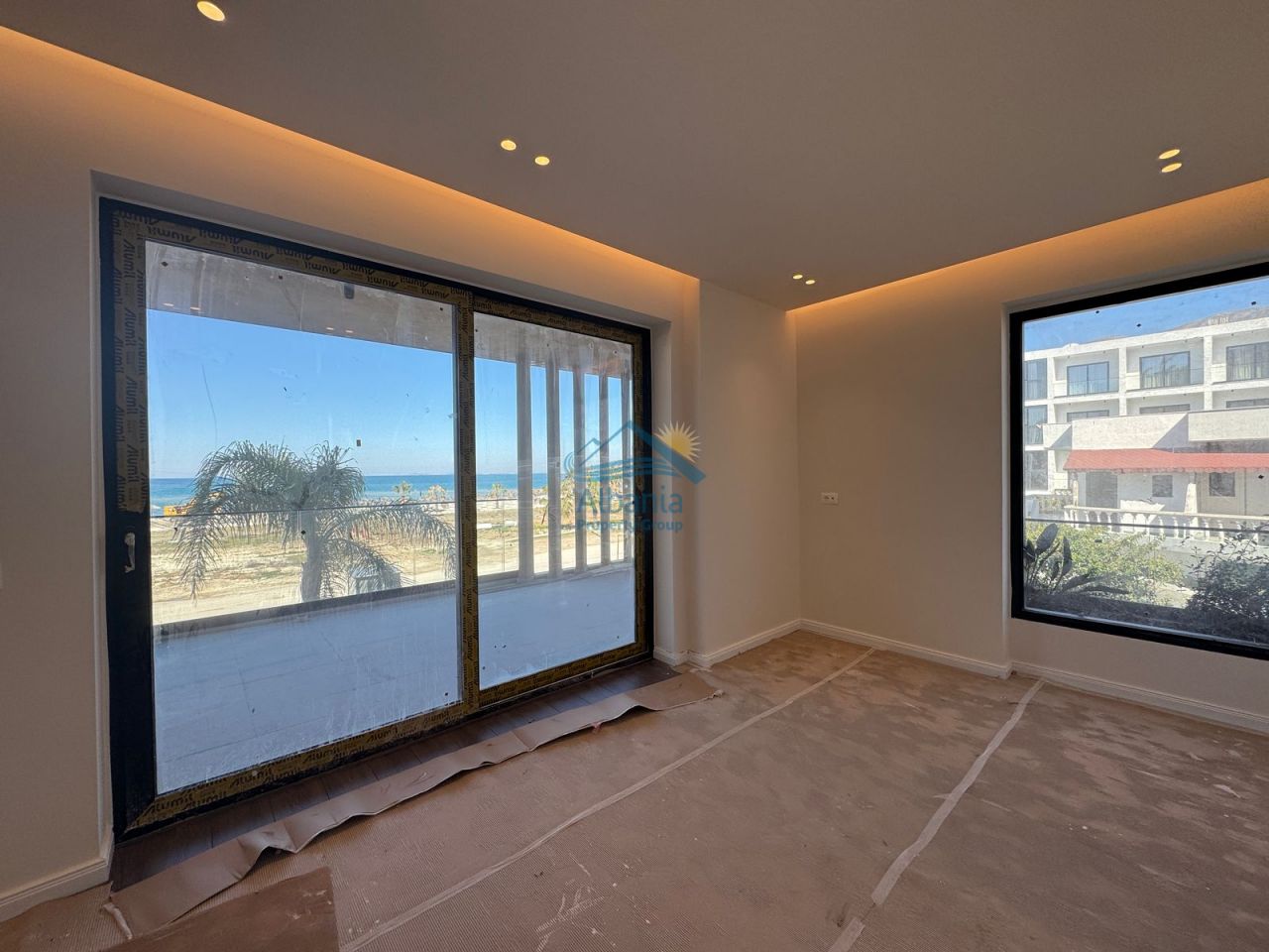 Mieszkanie przy plaży na sprzedaż we Wlorze na Riwierze Albańskiej